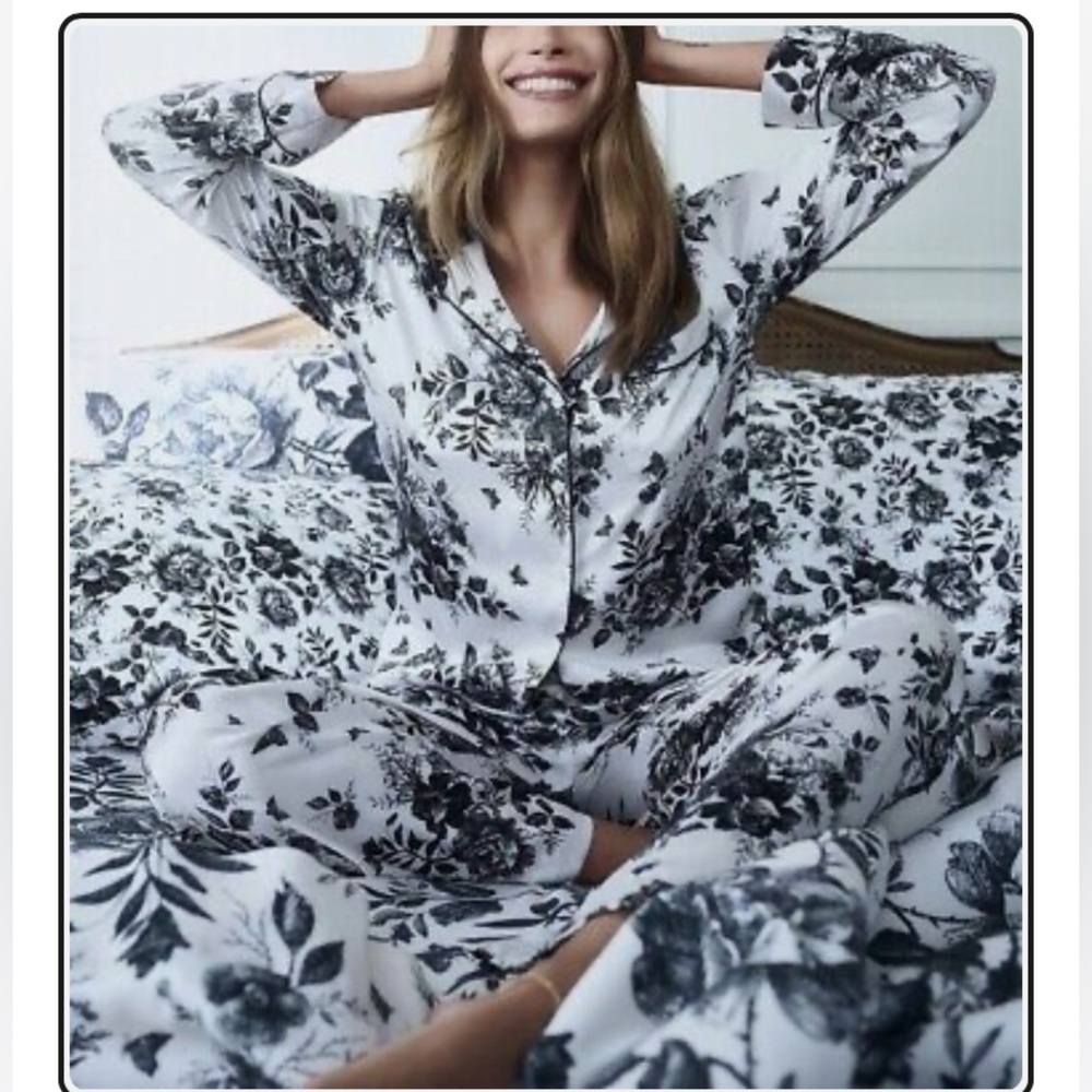 Victoria's Secret Black and White Floral Toile Pajama Set